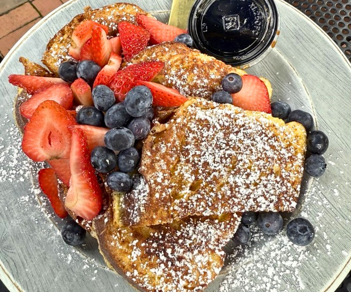 French Toast at Mon Vert Cafe in Woodstock, VT