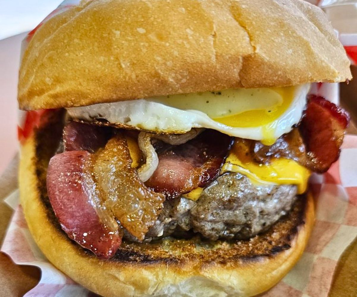 Bacon Egg Burger at HI Burger in Honolulu, Hawaii