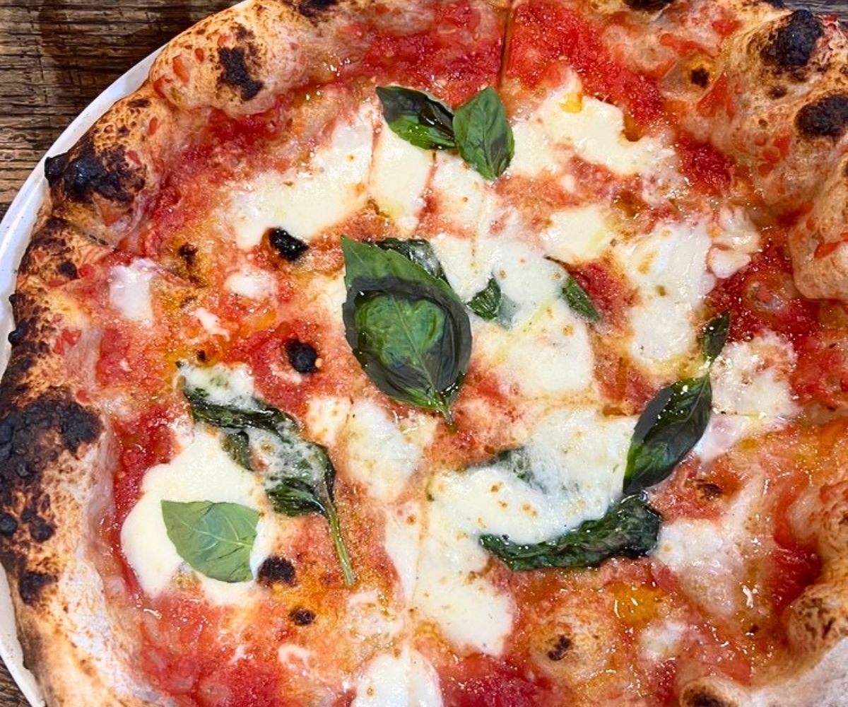 Margherita STG at La Leggenda Pizzeria in Miami Beach, Florida