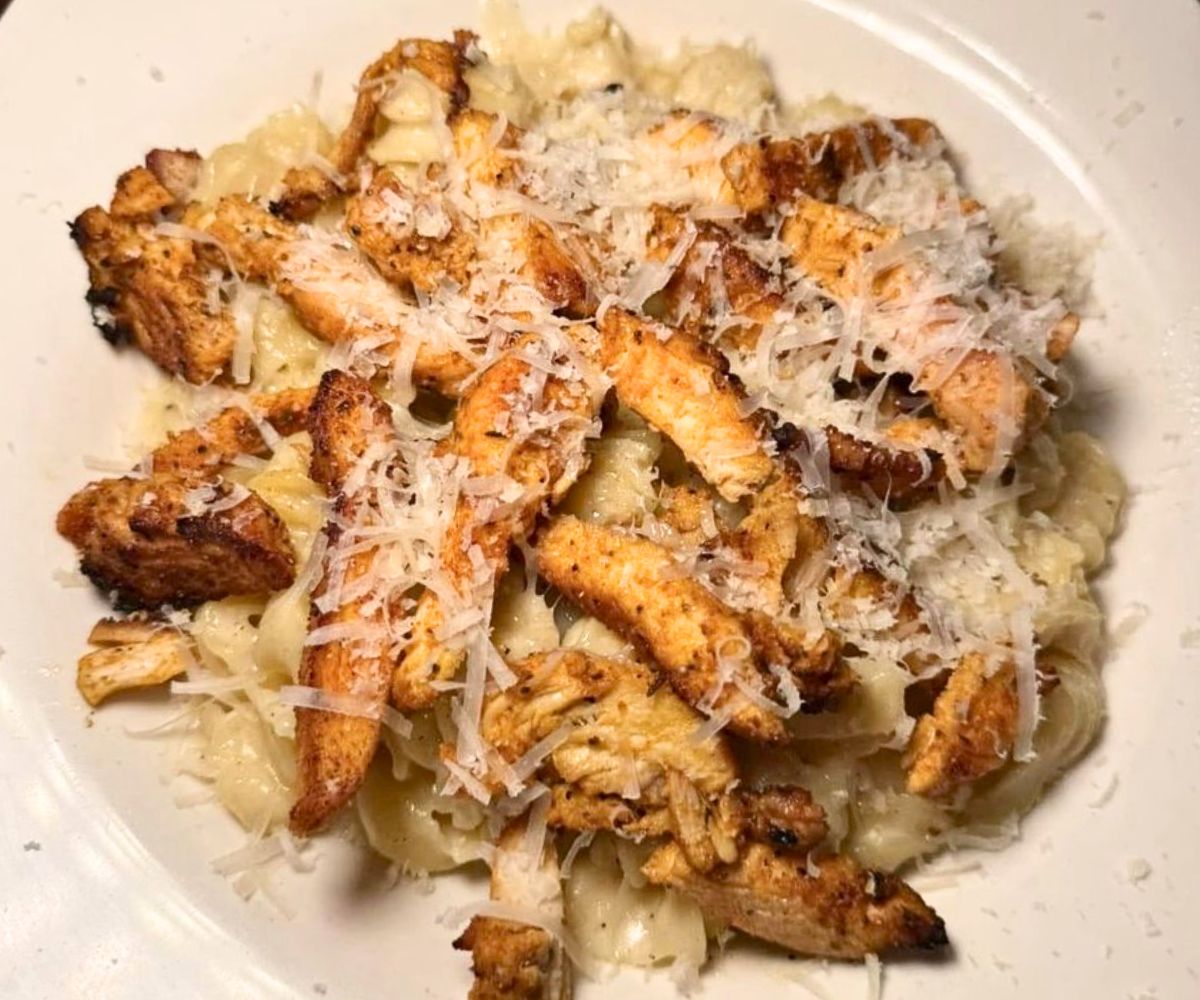 Cacio e Pepe with Blackened Chicken at Caruso's Ristorante & Bar in Fairfield, Ohio
