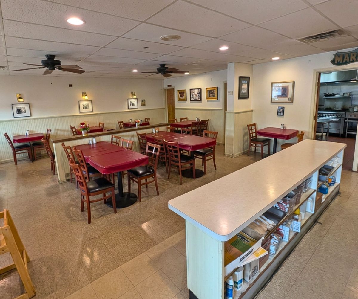interior of Marketside Restaurant in Niagara Falls, New York