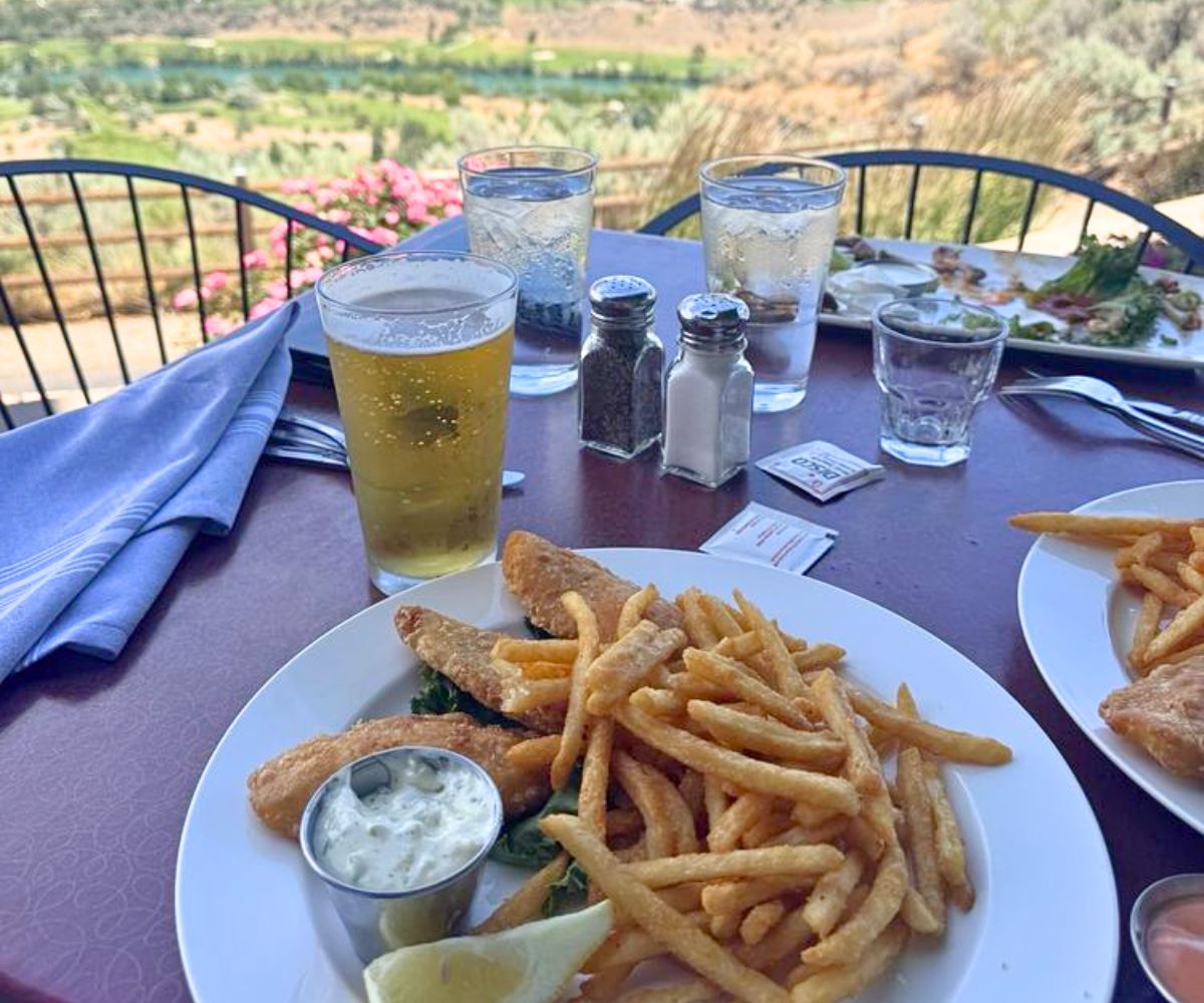 dishes and view at Elevation 486 in Twin Falls, Idaho