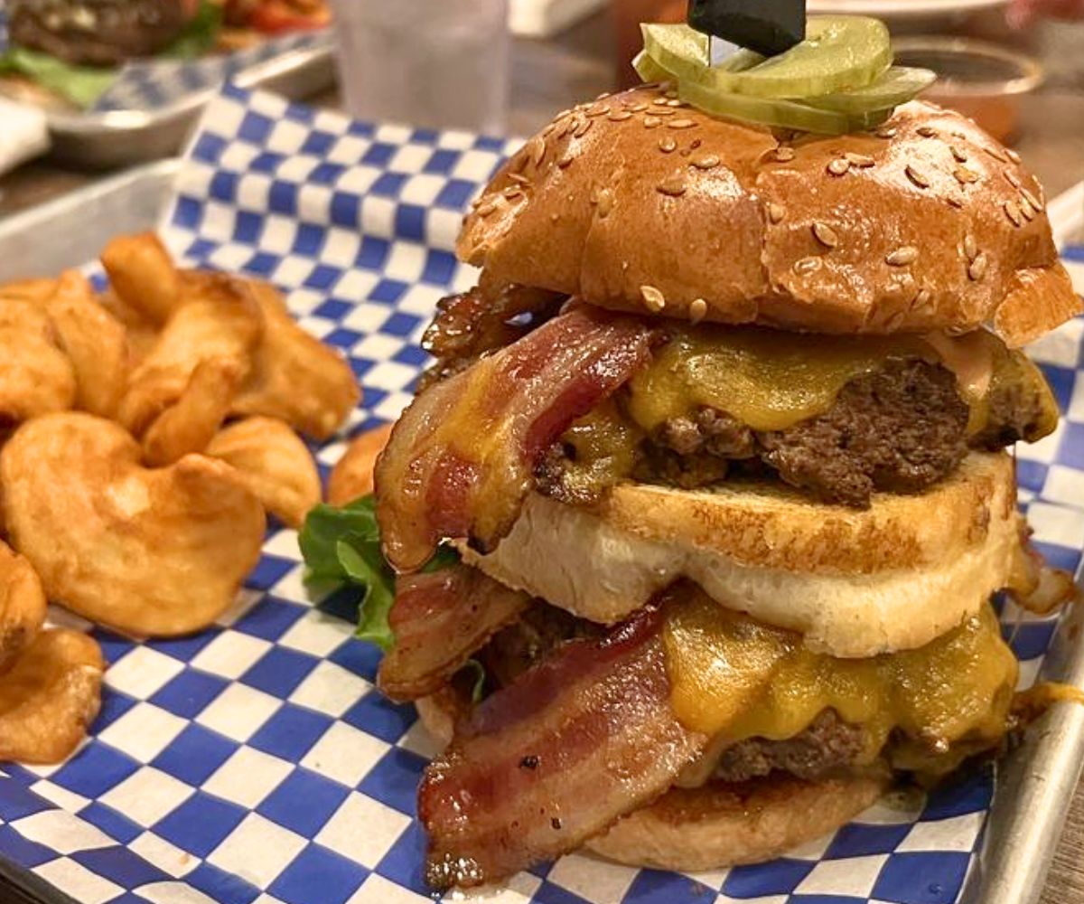 burger at The Gettysburger Company in Gettysburg, PA