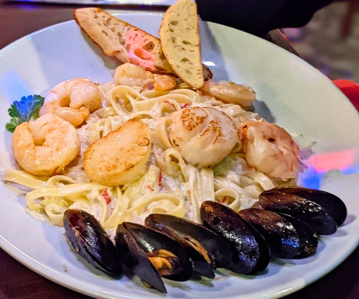 Frutti di Mare at Show Stoppers in Lincoln, Nebraska