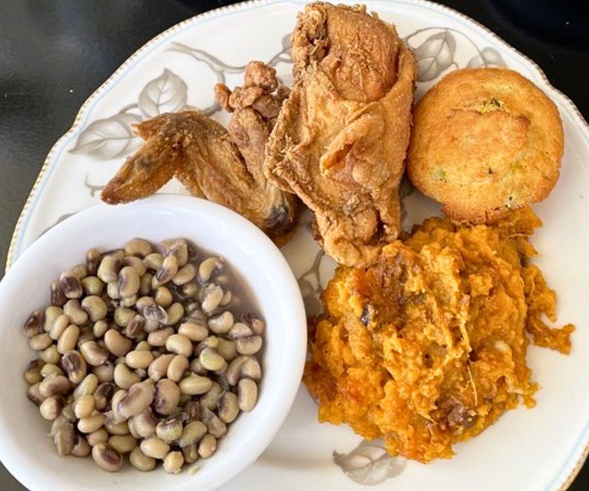 Fried Chicken at Jean's in Meridian, MS