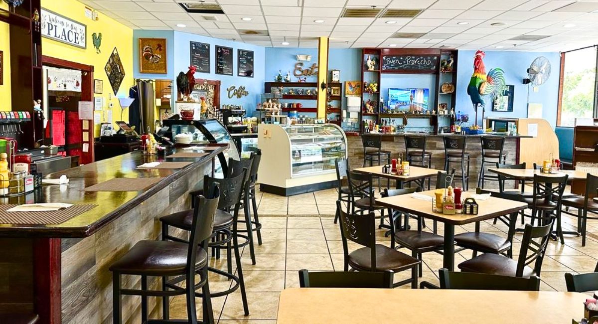 interior of Rooster Cafe in Deltona, FL