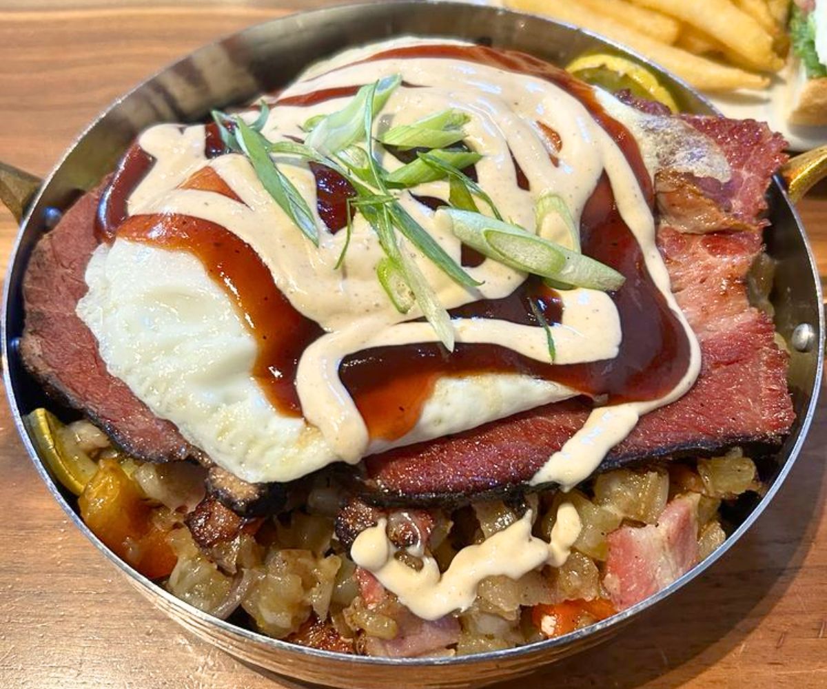 Brisket Hash Bowl at Darlene's in Orland Park, Illinois