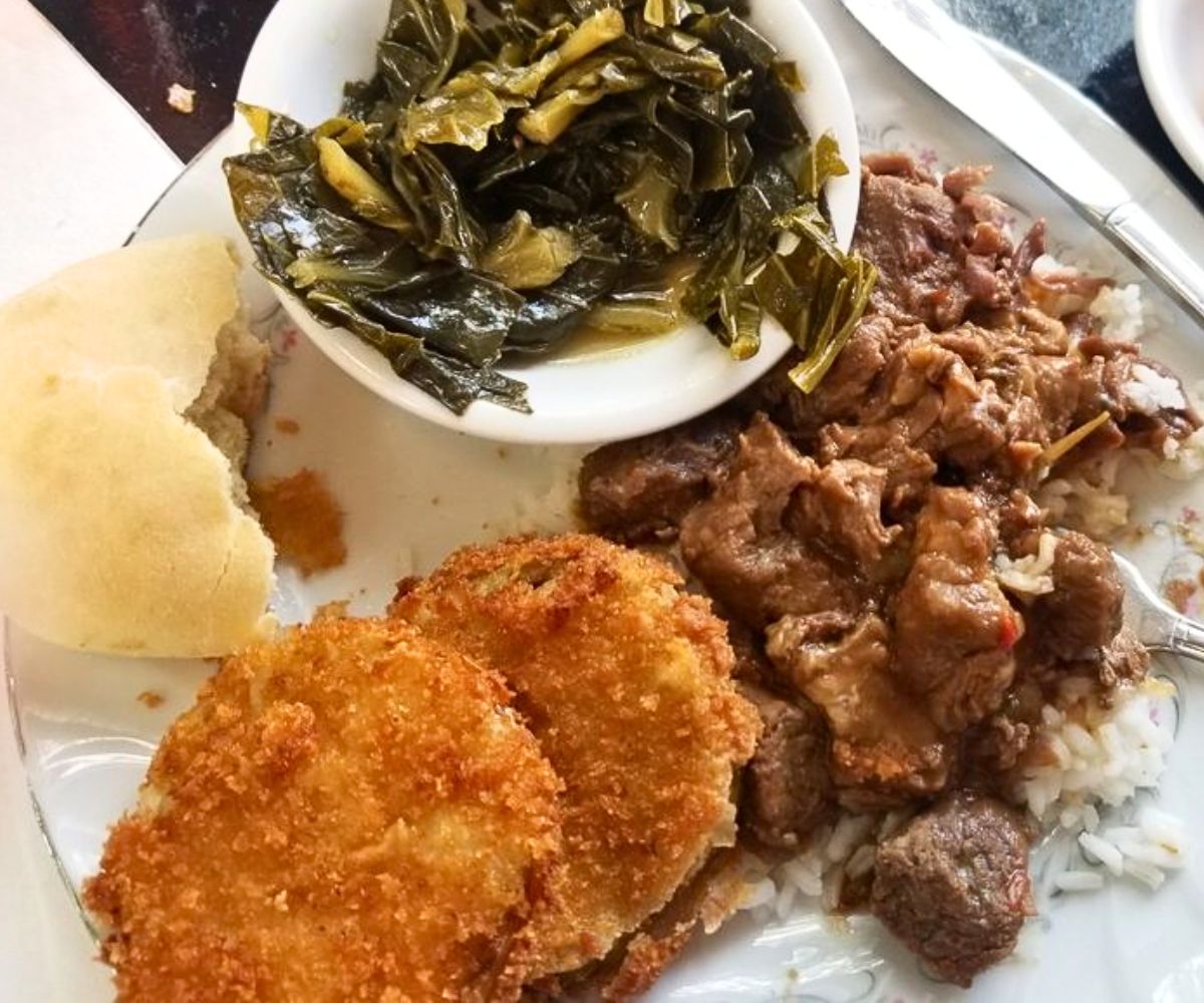 beef tips at Jean's in Meridian, Mississippi