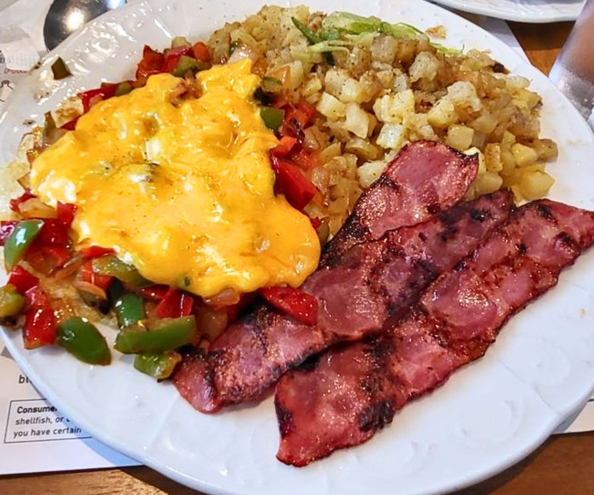 breakfast at Darlene's in Orland Park, Illinois
