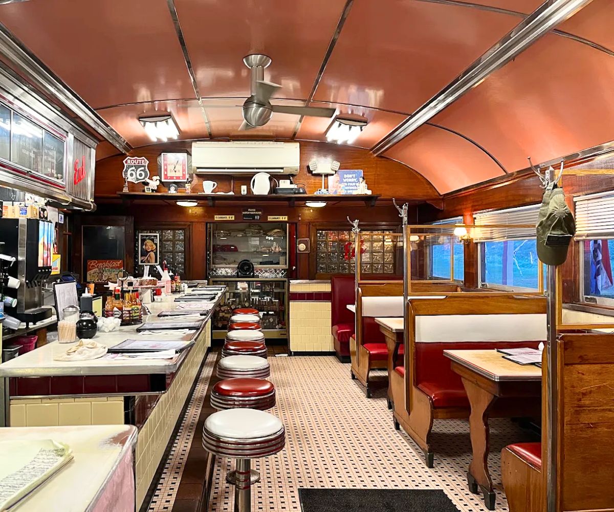 interior of Four Aces Diner in West Lebanon, New Hampshire