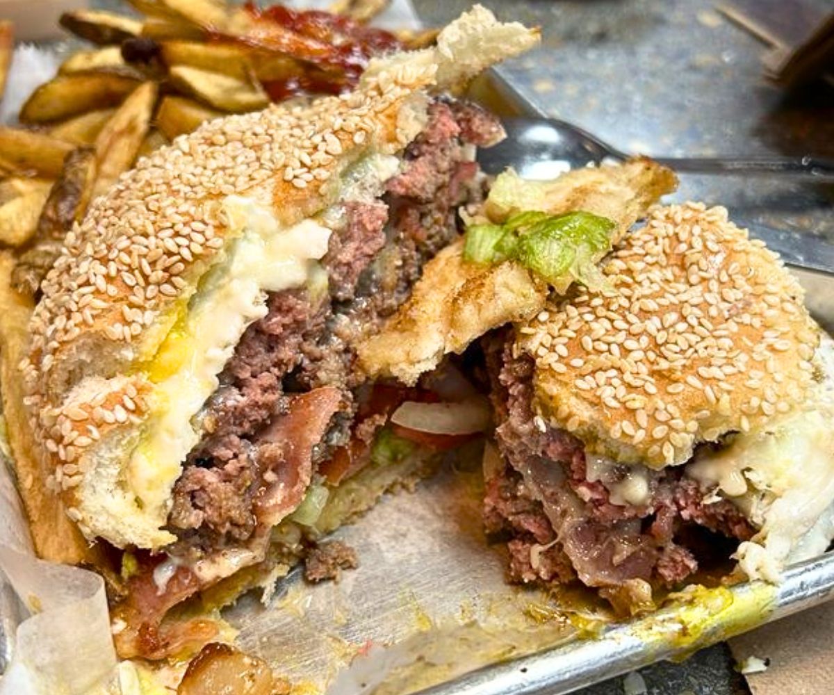 burger at Dad's Garage in Mechanicsburg, Pennsylvania