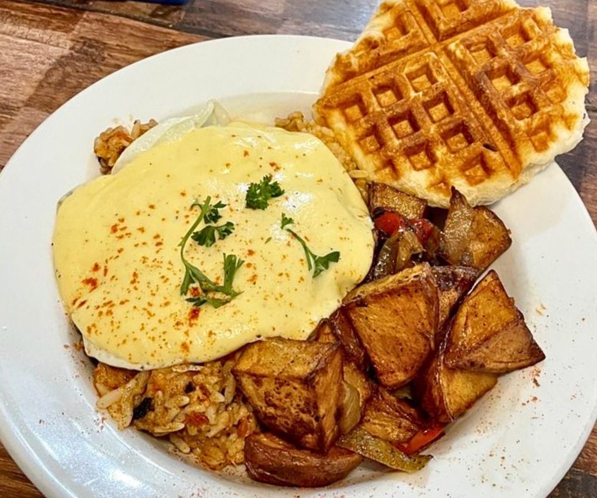 Jambalaya Benedict at Le Bistreaux in Alexandria, LA