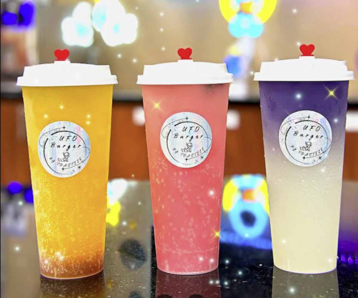 coloful drinks at Toastiie UFO Burger in Upland, ca