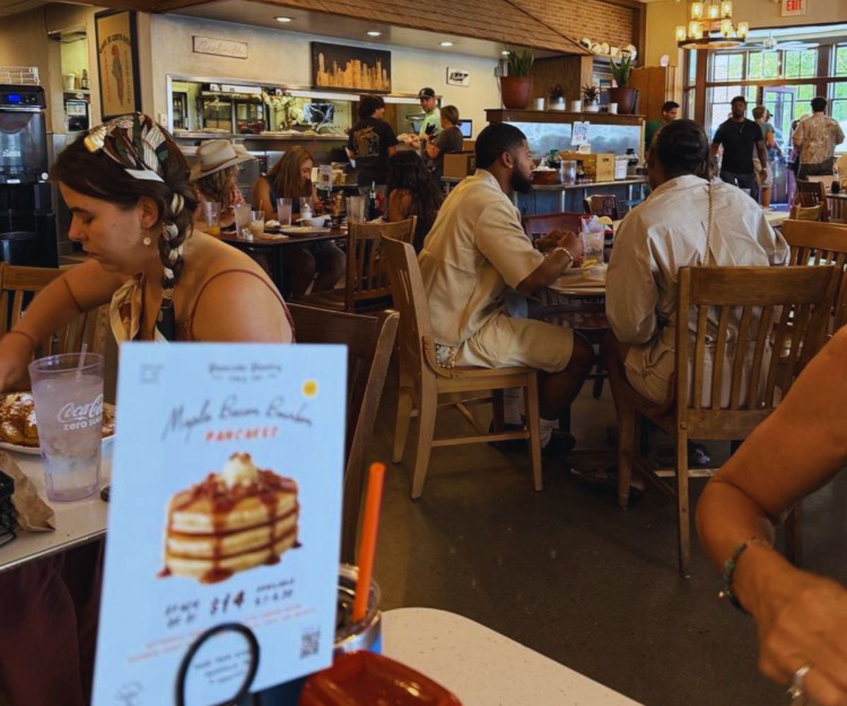 The Pancake Pantry - Dining Room