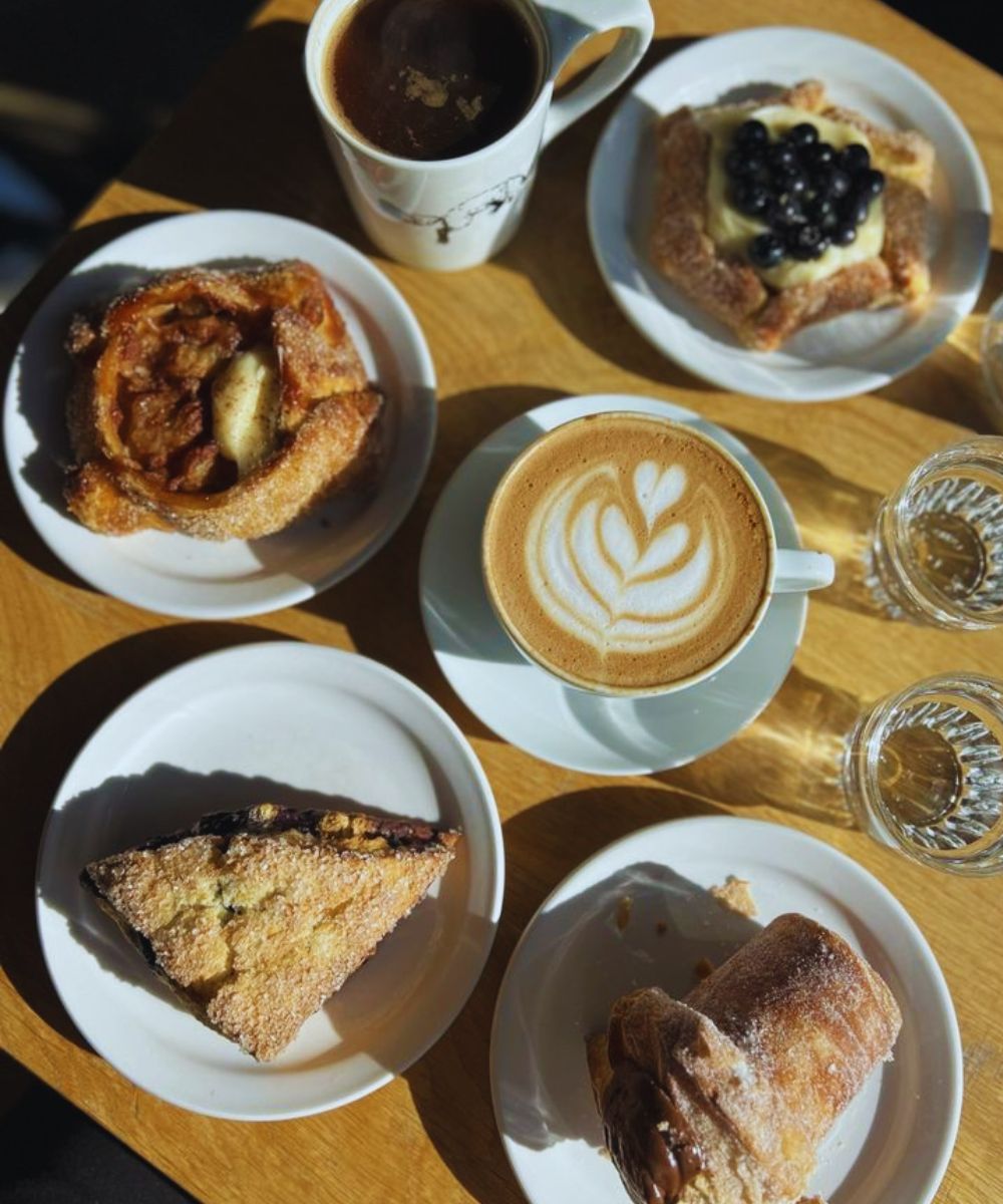Photos for Fox In the Snow Cafe