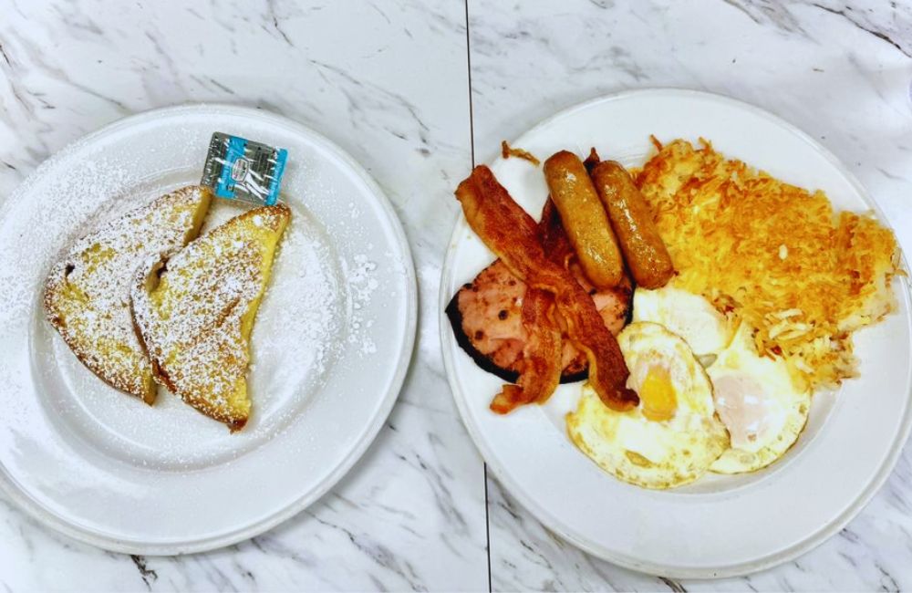 Photos for Uncle John's Pancake House - Winchester