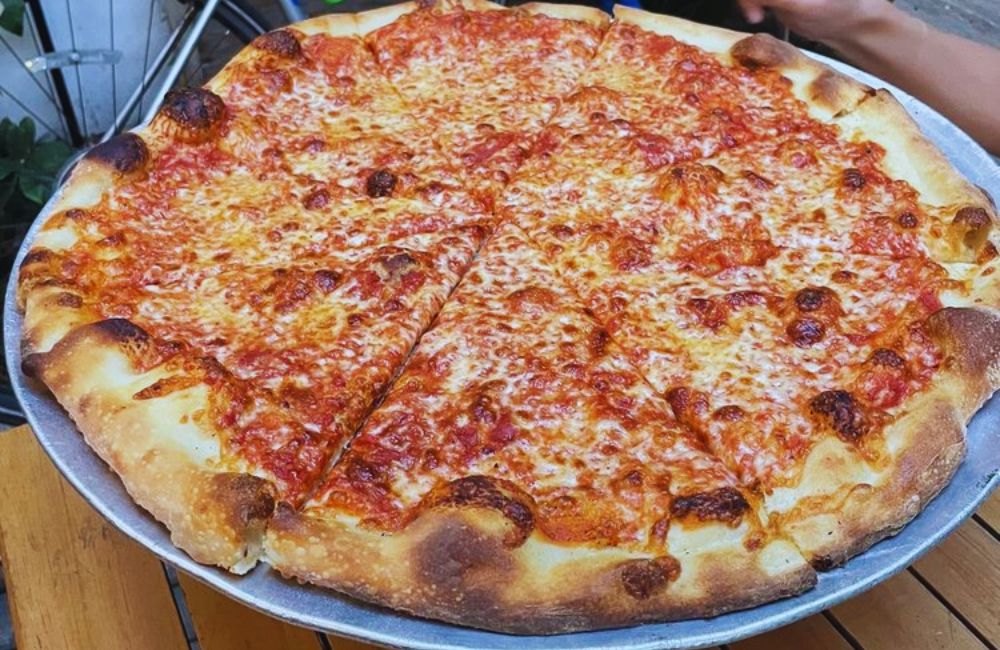 Photos for Pizza Delicious