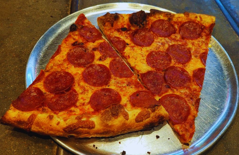 Photos for Pizza Delicious