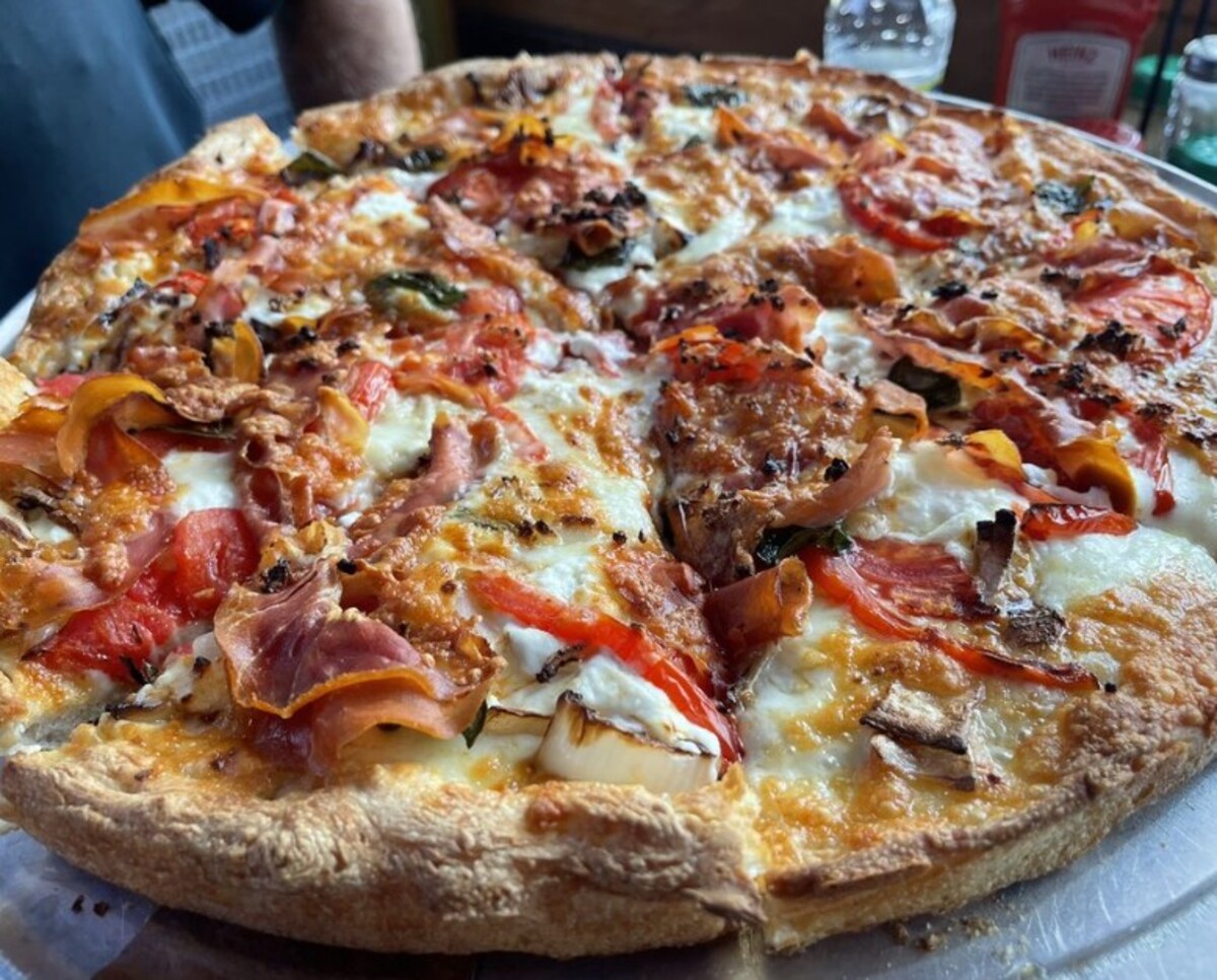 Leoni's Pizzeria, Bonita Springs, FL