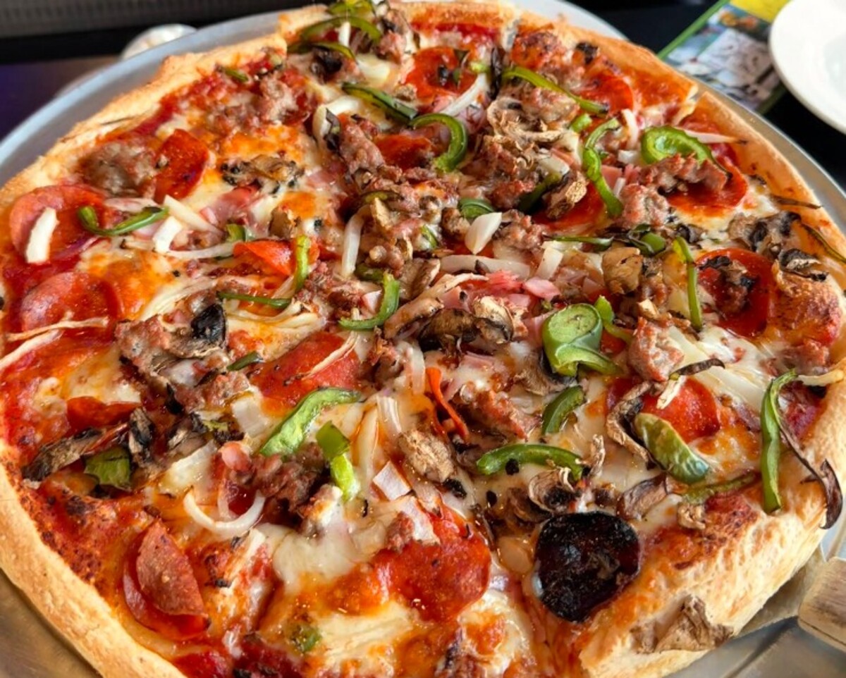 Leoni's Pizzeria, Bonita Springs, FL
