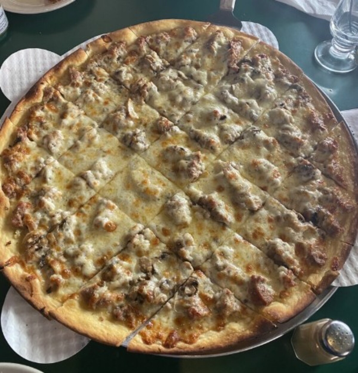 Michael's Original Pizzeria & Tavern, Chicago, IL