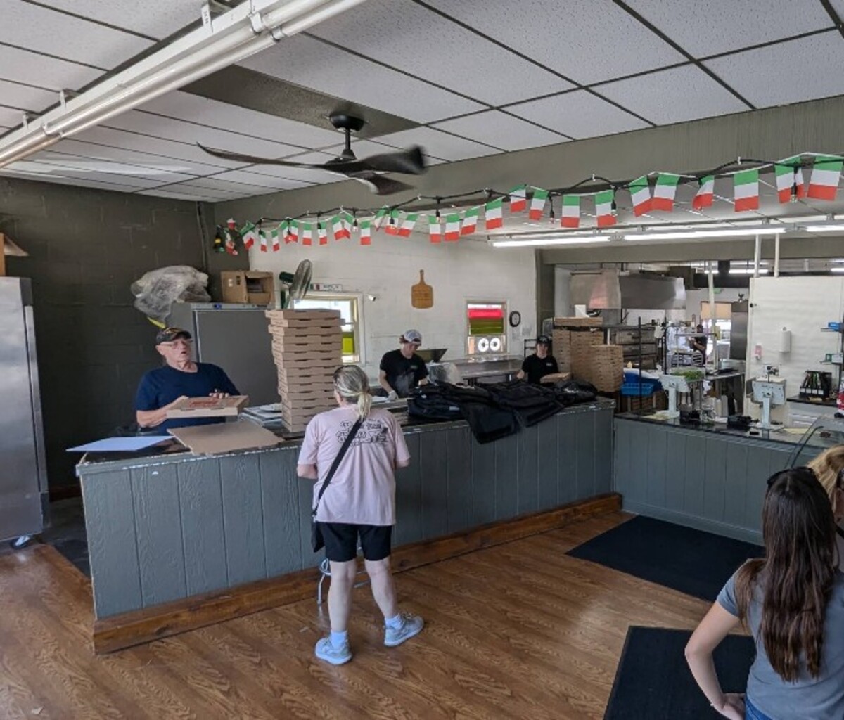 Mazza's Pies & Grinders, Toledo, OH