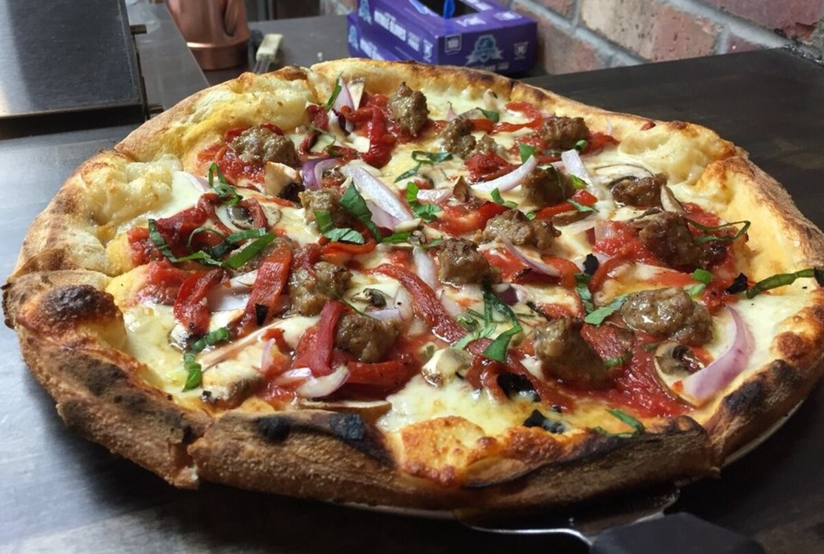 Food in Big Pauly's Wood Fired Pizza, Plainfield, IL