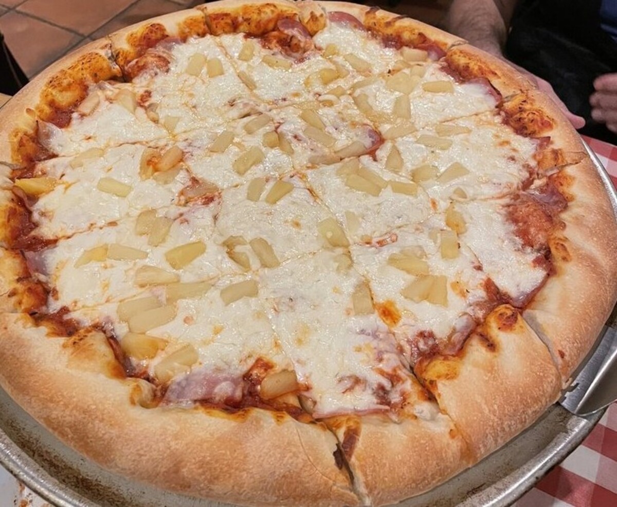 Food in Mama Mia Pizzeria, McAllen, TX