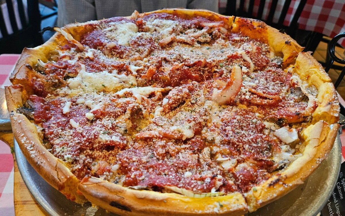 Food in Mama Mia Pizzeria, McAllen, TX