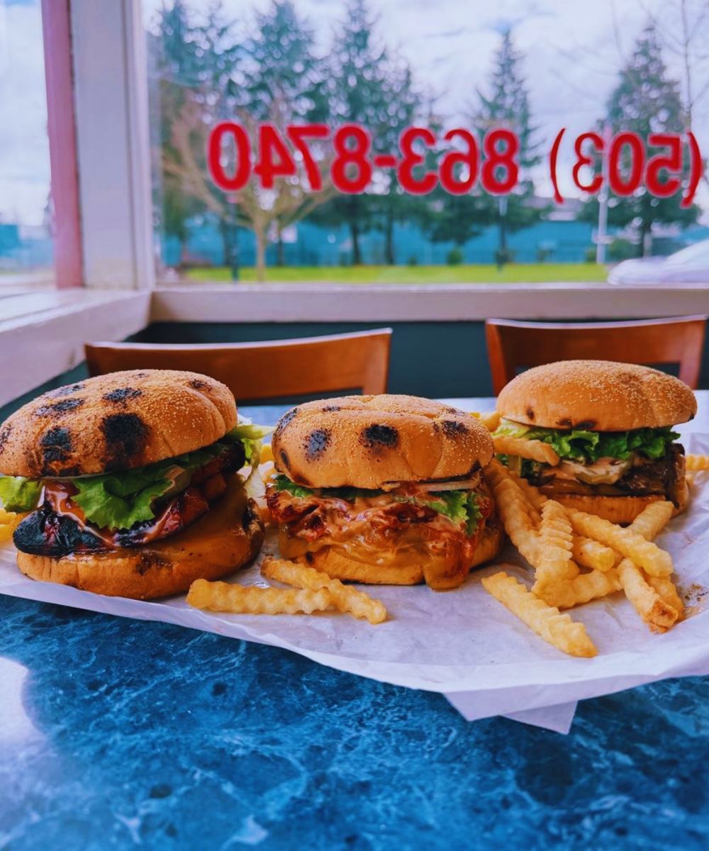 Photos for Five Stars Family Burger