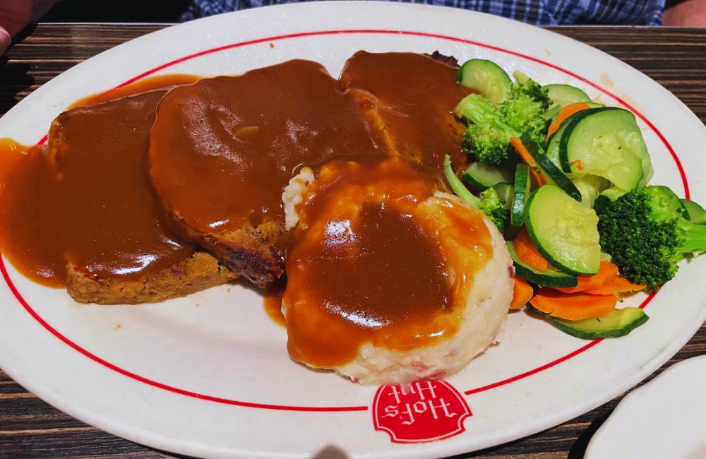 Photos for Hof's Hut Restaurant & Bakery