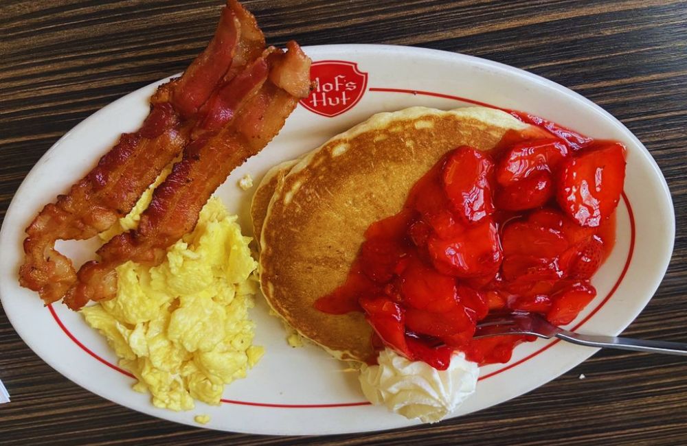 Photos for Hof's Hut Restaurant & Bakery