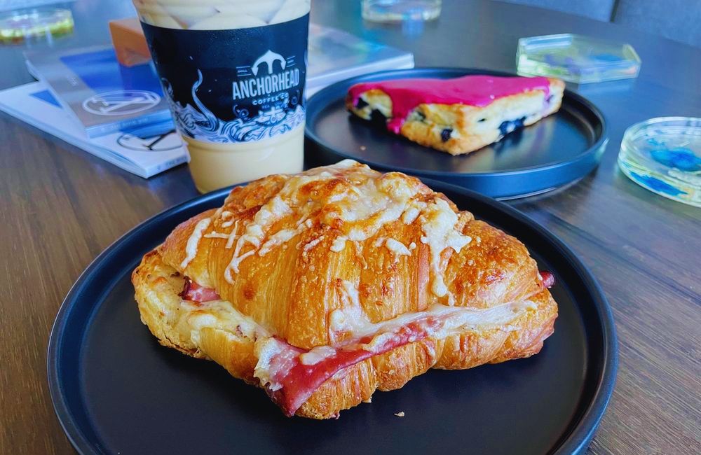 Photos for Anchorhead Coffee - CenturyLink Plaza