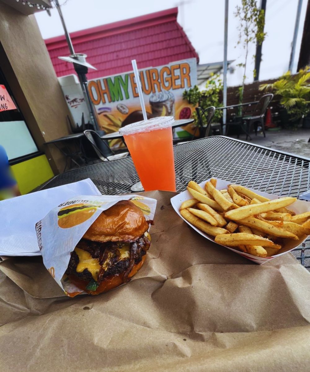 Photos for Oh My Burger