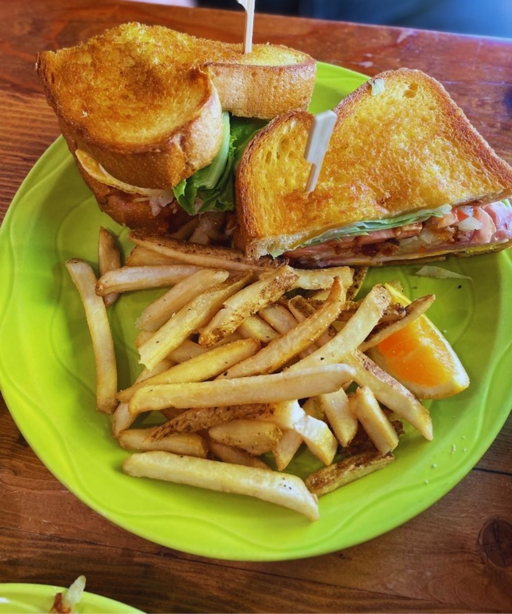 Photos for Lou's Coffee Shop