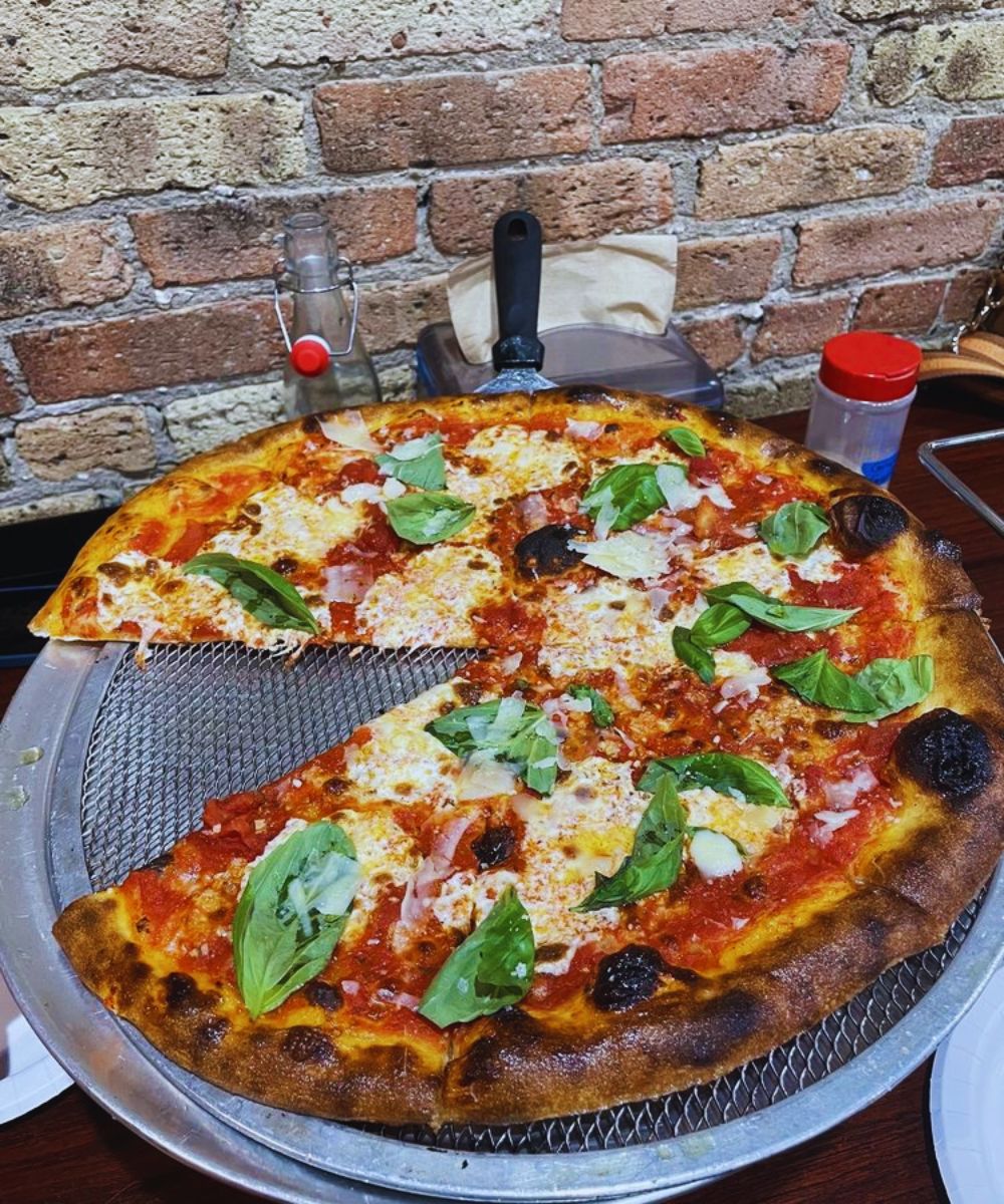 Photos for Zazas Pizzeria