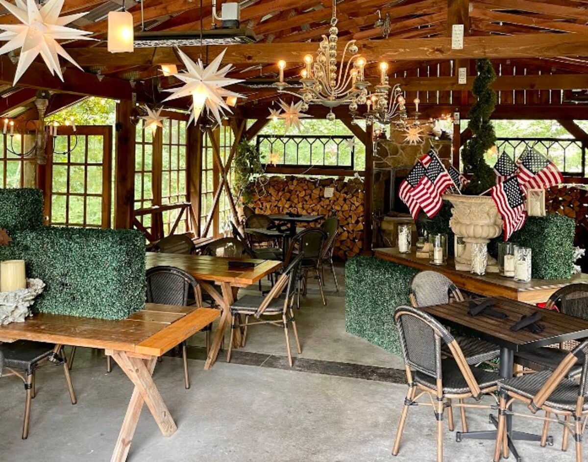 The Tree House Tavern & Bistro, Warwick, RI