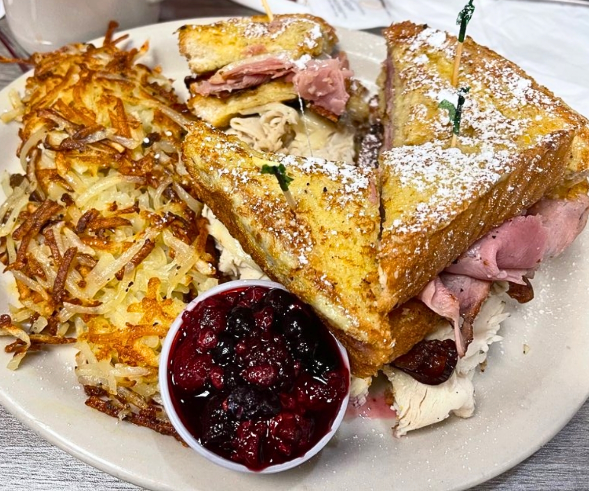 Monte Cristo at The Rusty Rooster in Lake Ozark, Missouri