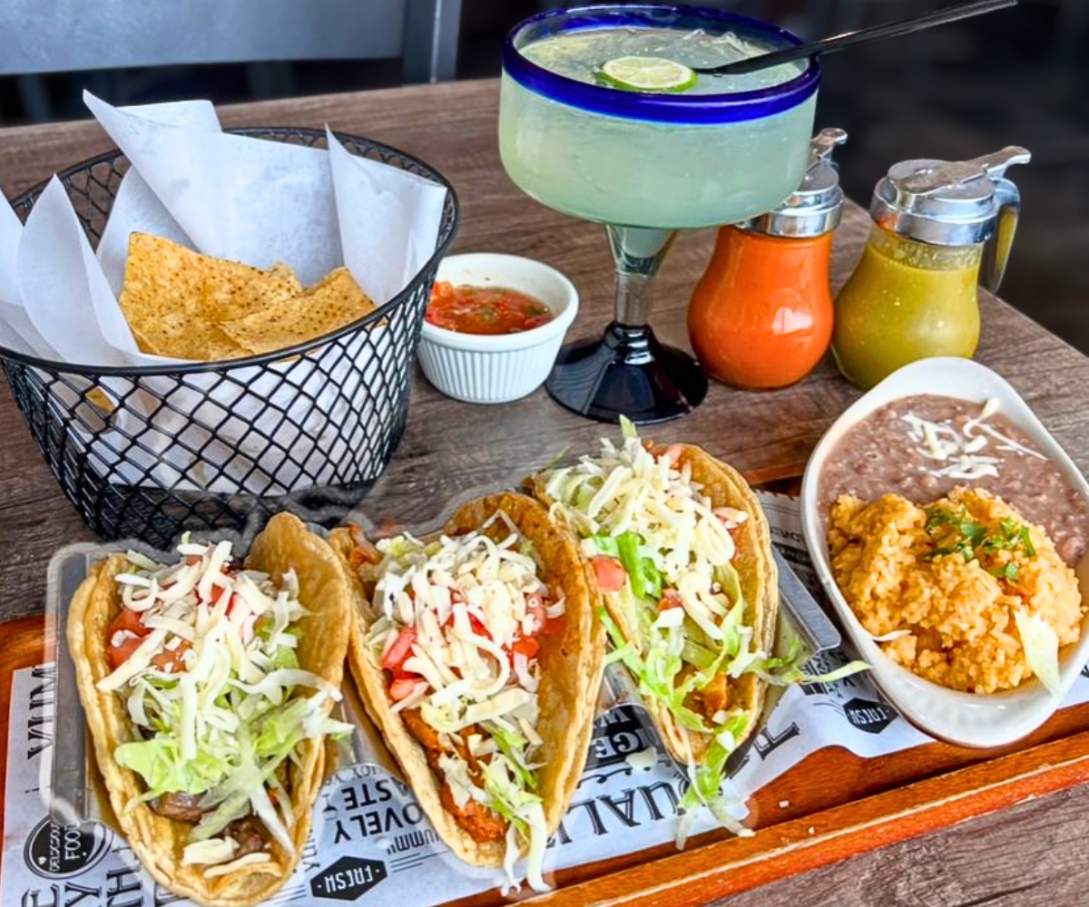tacos at La Cocina De Mama in Oak Lawn, IL