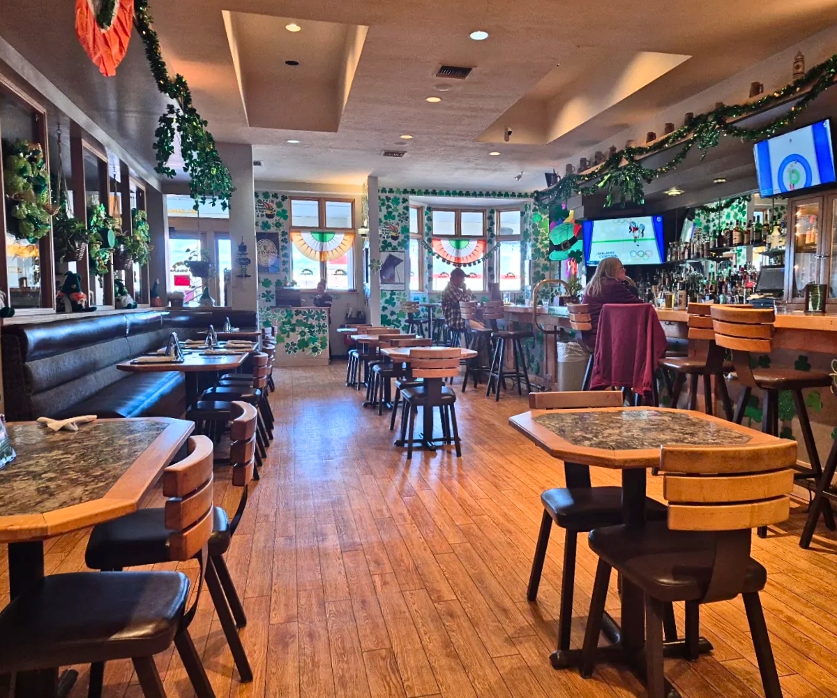 interior of O'Hare's Grille & Pub in Rio Rancho, New Mexico