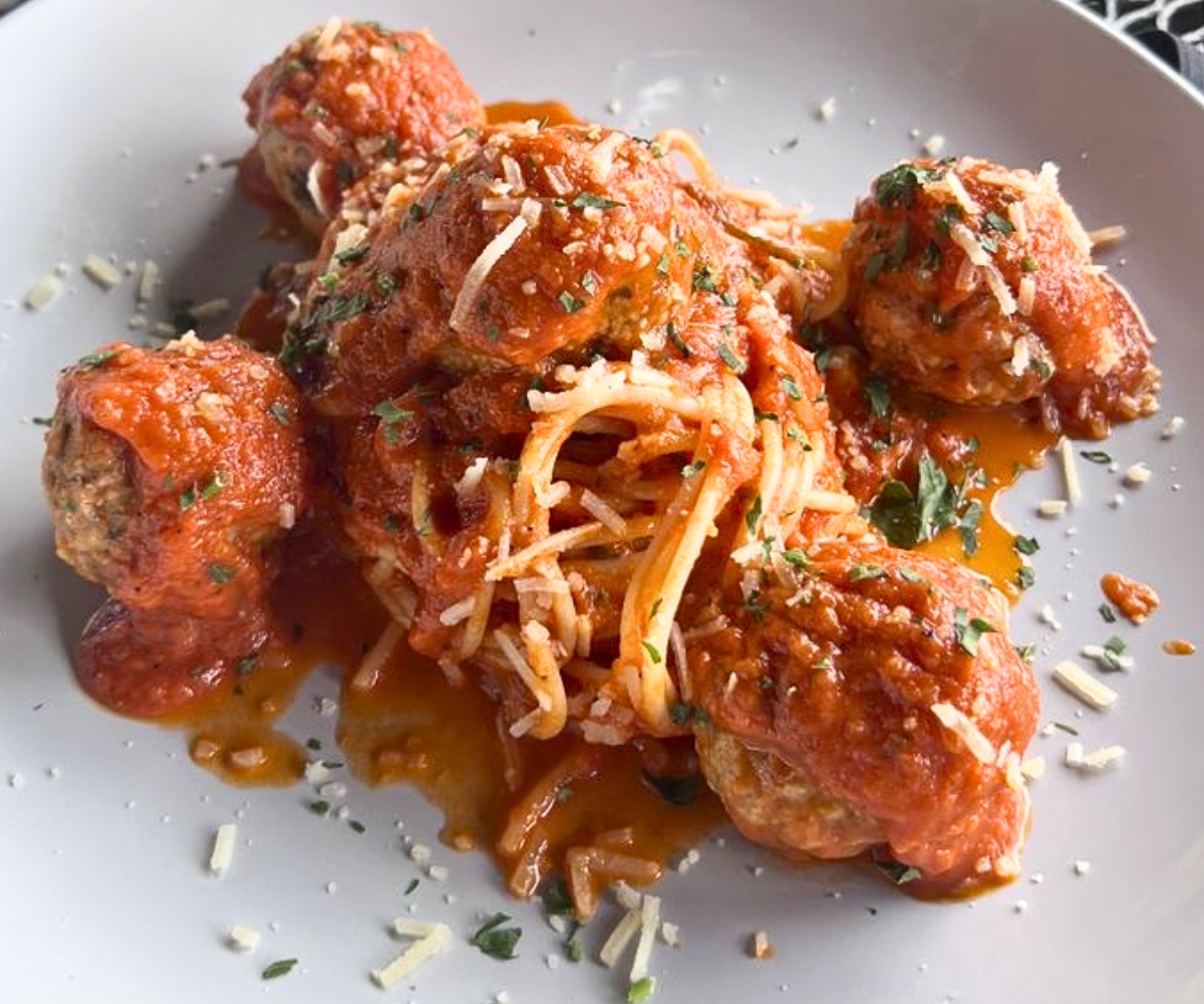 Spaghetti and Meatballs at Giardino in Chattanooga, Tennessee