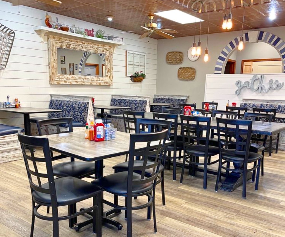 interior of The Rusty Rooster in Lake Ozark, MO