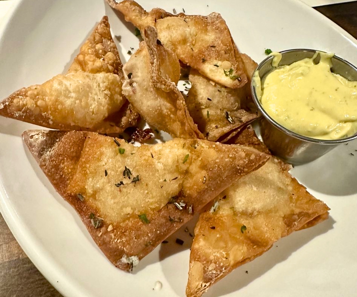 Minnesota Wontons at The Hen & The Hog in Albertville, Minnesota