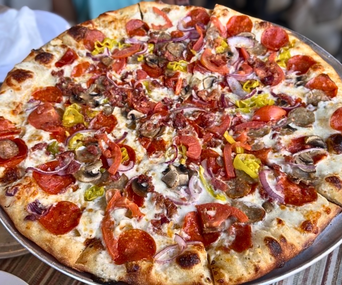 Creamy Garlic at A Carini's Pizza & Pasta in Murrieta, California