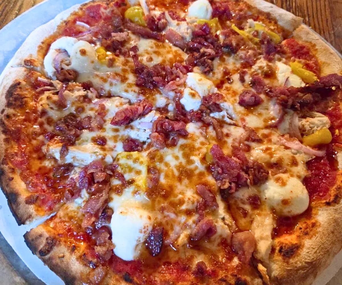 pizza at Manor Hill Tavern in Ellicott City, Maryland