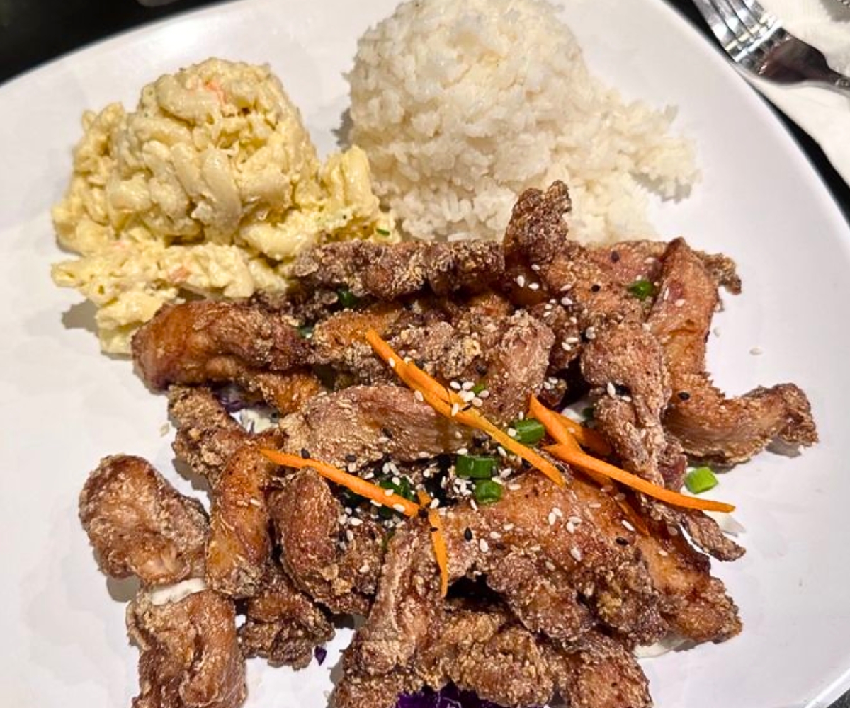 Chili Pepper Chicken at Rob's Good Times Grill in Lihue, HI