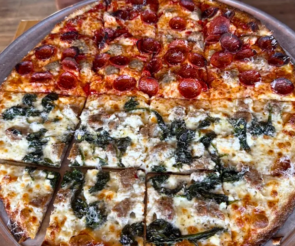 split pizza at Smash Pizza in Bettendorf, IA