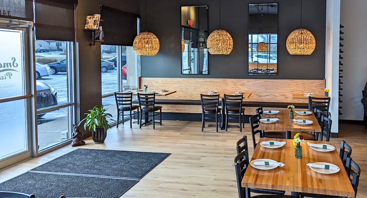 interior of Smash Pizza in Bettendorf, IA
