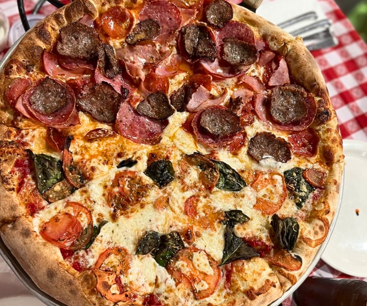 half-and-half pizza at Mofo's Pizza & Pasta in Incline Village, NV