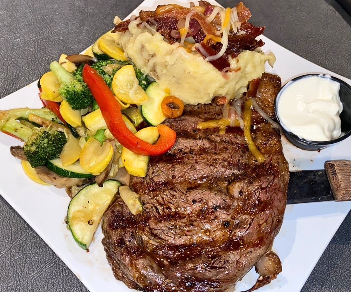 ribeye at Yellow Brix Restaurant in Carlsbad, New Mexico